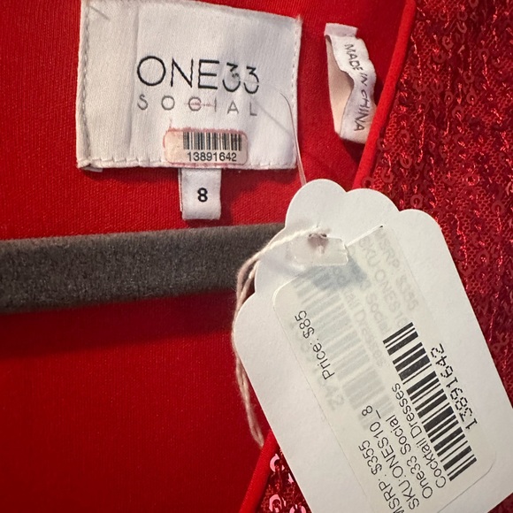 One33 Social Red Sequin Drape Dress Sz 8 - Picture 9 of 11